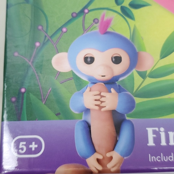 Fingerlings friendship your fingertips playset New - Picture 4 of 4